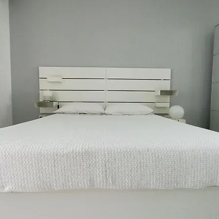 Laguna House Càbras