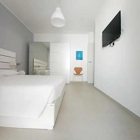 Laguna House * Càbras